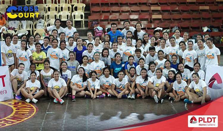 Alyssa Valdez Skills Camp at Southwestern University Cebu 2016