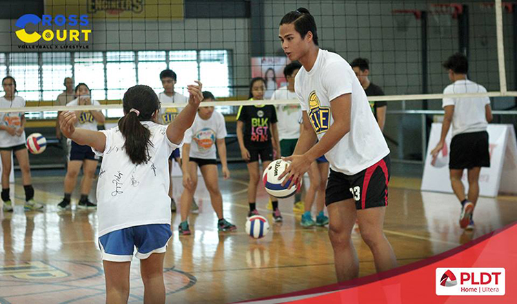 Alyssa Valdez Skills Camp at TIP Manila 2016