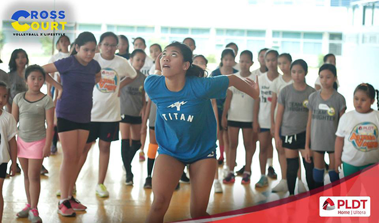 Alyssa Valdez Skills Camp at Ateneo de Davao University 2016