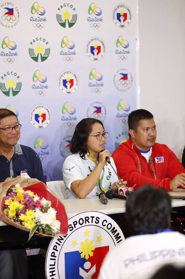 PLDT HOME Fibr welcomes back Hidilyn Diaz